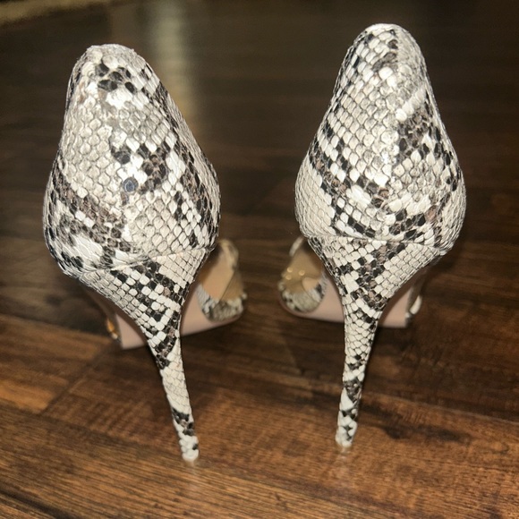 Steve Madden Snake Skin Heels - Picture 3 of 3